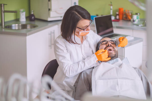 Best Mobile Emergency Dentist in Broadmoor, CA